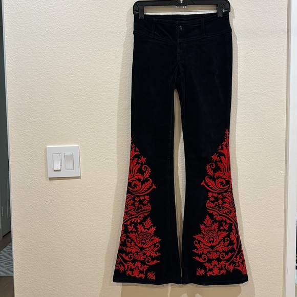 RARE Vintage JNCO Black Velvet Red Applique Flare Pants - Picture 3 of 7